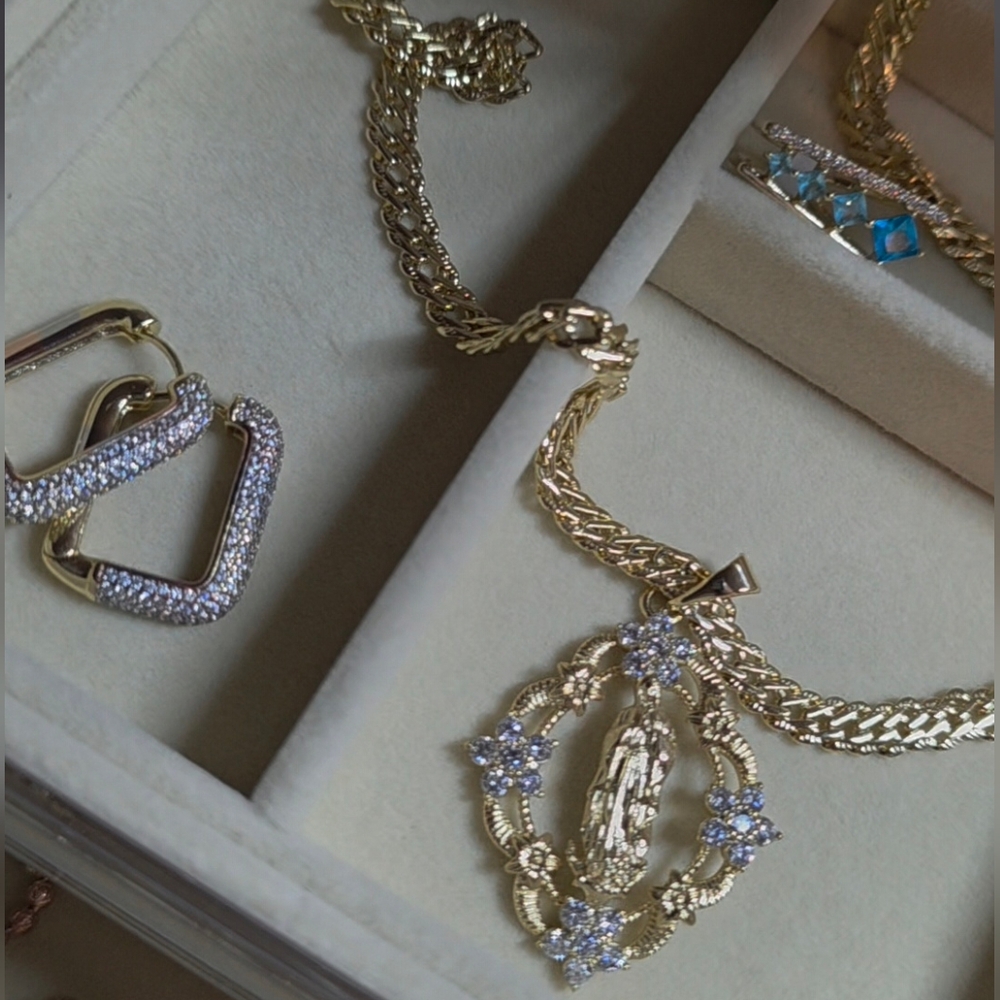 April Spring Picks - Picture 3 of 7